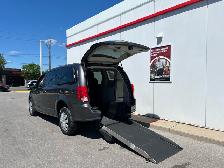 2016 Dodge Grand Caravan SXT-WHEELCHAIR ACCESSIBLE VAN-DVD-CAMER - Photo 9