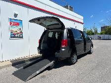 2016 Dodge Grand Caravan SXT-WHEELCHAIR ACCESSIBLE VAN-DVD-CAMER - Photo 11