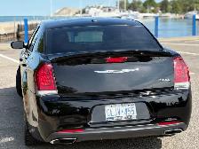 Chrysler Black 300S Excellent cond. Fully loaded - Photo 3