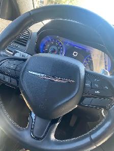 Chrysler Black 300S Excellent cond. Fully loaded - Photo 7