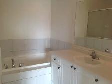 Master Bedroom For Rent in York Village, York University July - Photo 9