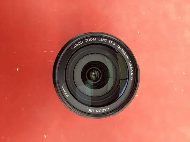 canon Efs 18-200mm 3.5-5.6