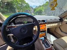 Mercedes-Benz E320 Well Maintained, Clean car, no issues - Photo 7