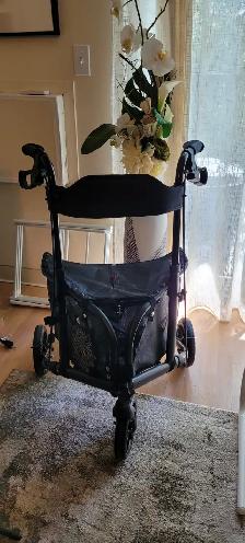 Déambulateur 3 roues avec siege - Photo 3