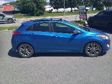 2017 Hyundai Elantra GT LOADED WITH 1 YEAR WARRANTY INCLUDED ! - Photo 2