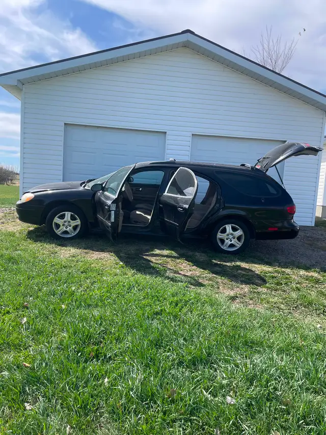 2000 Ford Taurus wagon