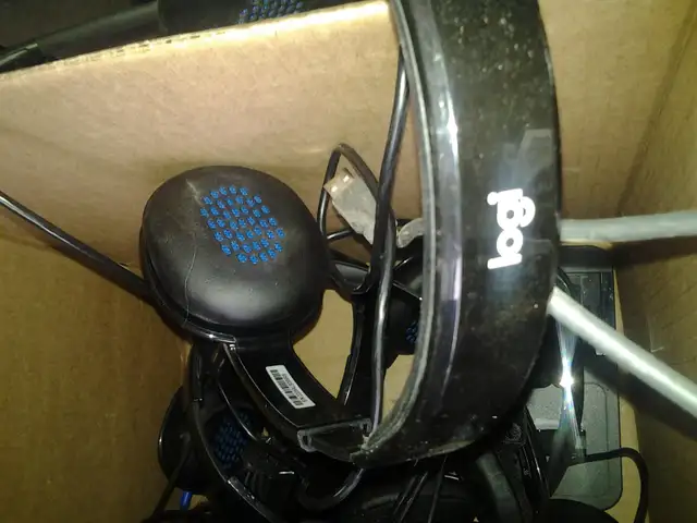 Logitech Logi Black USB Wired Headset with Boom MicPCmacLAPTOPS