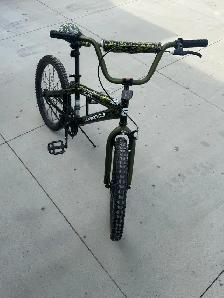 Youth Supercycle Bike 20" Tires