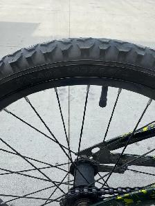 Youth Supercycle Bike 20" Tires - Photo 8
