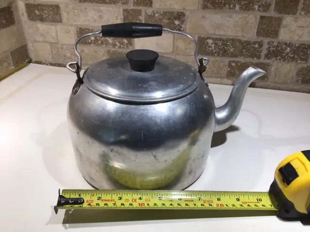 Camping - Cottage Aluminum kettle