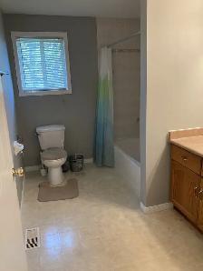 SPACIOUS FULL BEDROOM- $850–Available 1-Jul 2026 @ Gosling Gds. - Photo 3