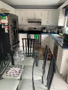Executive home room for rent $750 July 1st - Photo 4