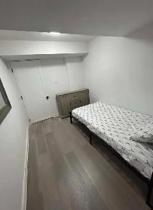 Newly renovated 2 bedroom basement - Photo 13