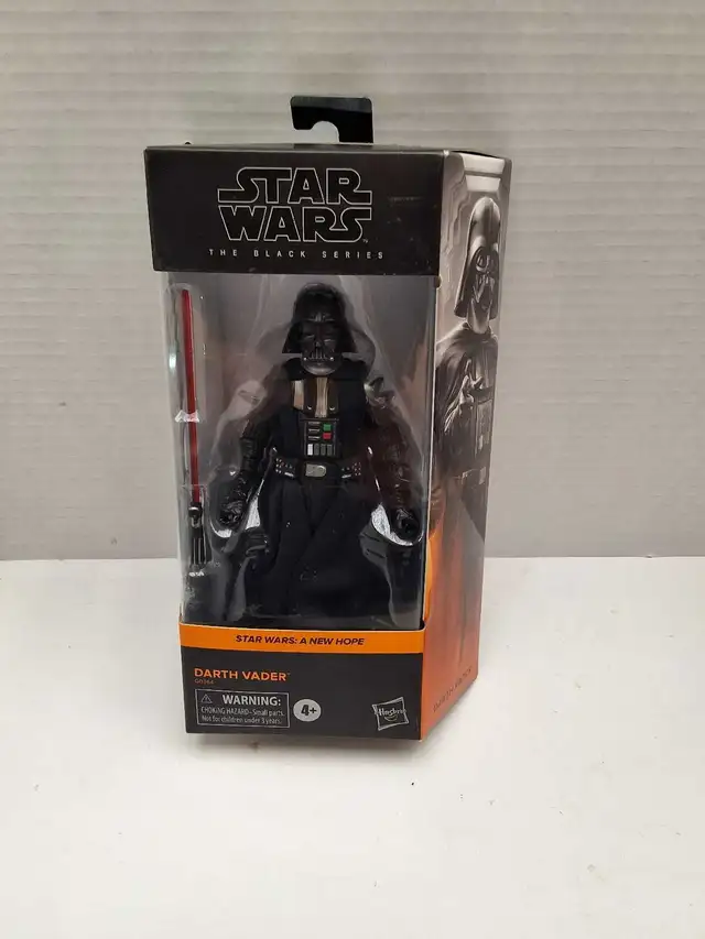 Star Wars Darth Vader Black Series NEW
