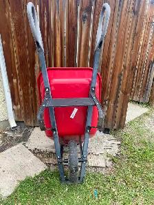 steel wheelbarrow - Photo 2