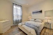 7 1/2 renovated furnished apartment (little Italy) - Photo 4