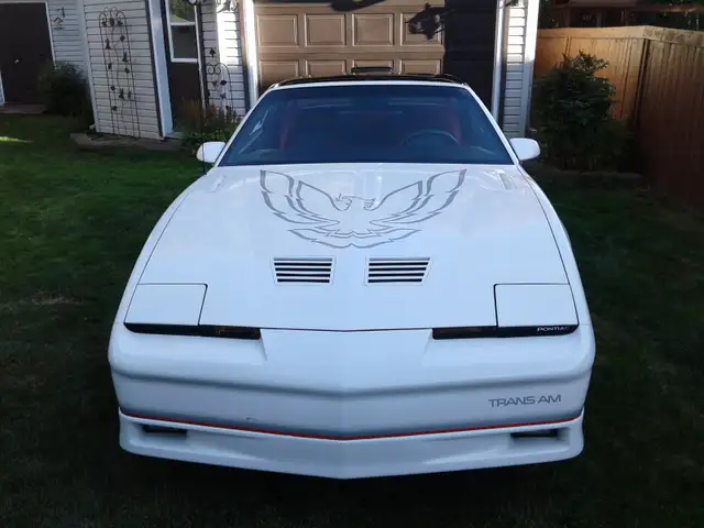1985 Pontiac Trans Am T-top toute original comme neuf
