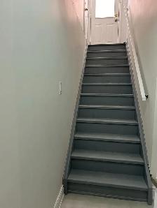 1-bedroom basement apartment - Photo 9