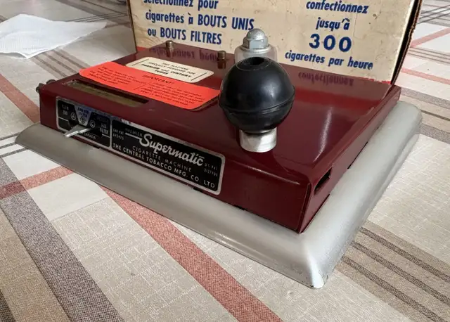 Supermatic gigarette machine