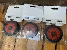 1980’s  3 Vintage Signed TORONTO MAPLE LEAFS TRENCH Hockey Pucks - Photo 5
