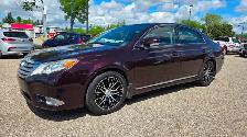 CERTIFIED 2013 TOYOTA AVALON XLS ONLY 136K  LEATHER V6 -YORKTON - Photo 2