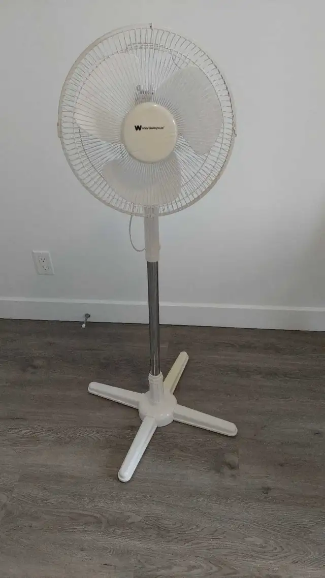 ventilateur sur pied