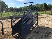 Adjustable Height Cattle Loading Chute - Photo 2