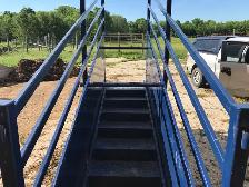 Adjustable Height Cattle Loading Chute - Photo 10
