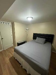 Female furnish room in the basement, Brampton - Photo 10