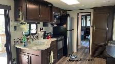 40 ft Jayco Flight Trailer - Photo 10