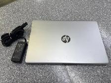 HP 15.6" AMD 3150U 8GB 256GB Laptop Touchscreen - Photo 2