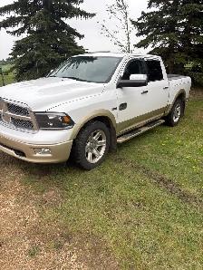Selling my 2012 ram 1500 Laramie Longhorn