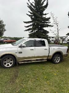 Selling my 2012 ram 1500 Laramie Longhorn - Photo 2