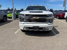 2022 Chev 3500 Dually Duramax Dually - Photo 2