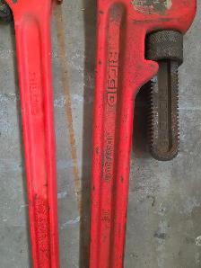 Pipe wrenches - Photo 2