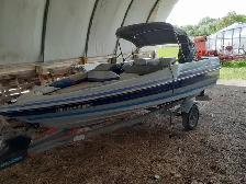 1989 Bayliner Capri 50HP Dual Force Seats 4-6 Trailer Incl $2500