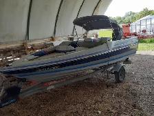 1989 Bayliner Capri 50HP Dual Force Seats 4-6 Trailer Incl $2500 - Photo 2