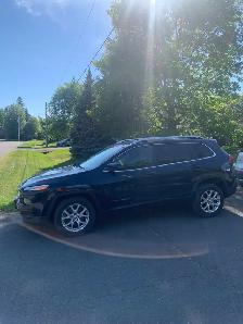 2016 Jeep Cherokee North – 3.2L V6 FWD - Photo 2