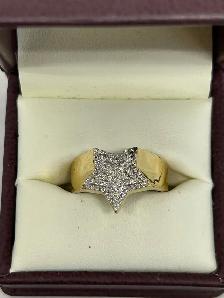 10k star Diamond Ring - Photo 2