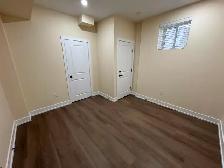 $1850 All-Inc! 2BR Legal Walkout Basement w/Pond View - Brampton - Photo 9