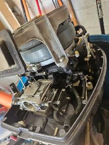 two outboard motors - Photo 2