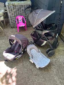 Graco snug ride 30 click connect/ car seat & stroller
