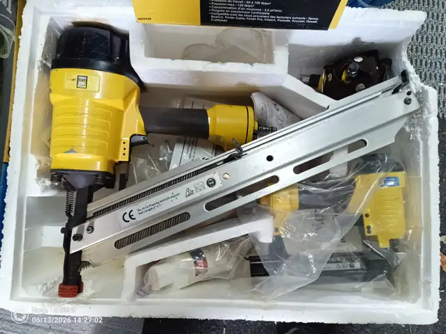 Air nailers with accessory's and nails