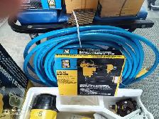 Air nailers with accessory's and nails - Photo 3
