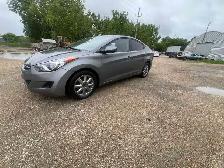Hyundai elantra - Photo 2