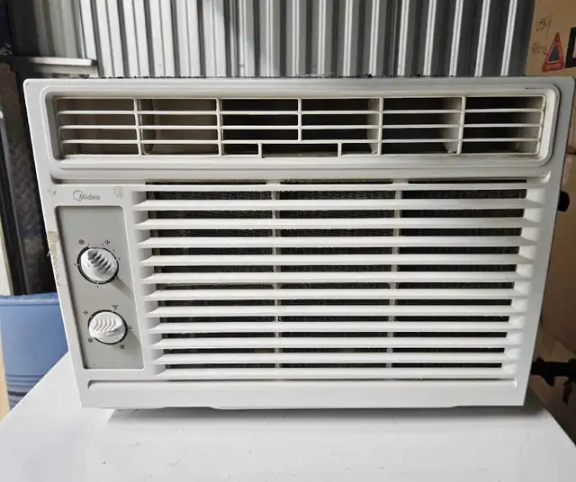 Window A/C -  5,000 BTU