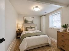 ELEGANT 5-BEDROOM MAIN LEVEL UNIT WITH BEAUTIFUL FINISHES - Photo 3