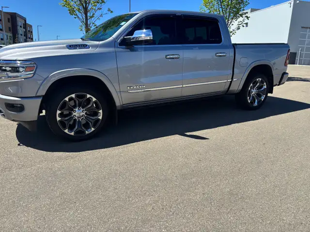 2020 Ram 1500 Crew LIMITED HEMI