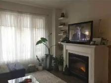 Modern Townhouse for Rent at Danforth/Warden - Photo 2