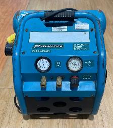 AS-IS ROUGH MAKITA COMPRESSOR